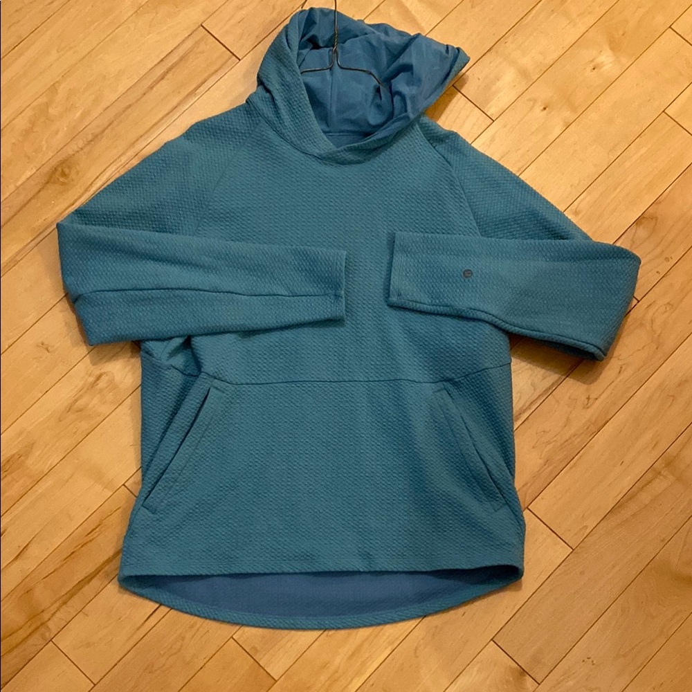 LULUlemon size large blue waffle hoodie